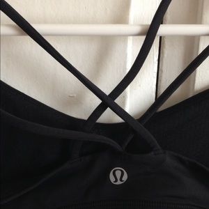 Lululemon Free to Be Bra Size 2